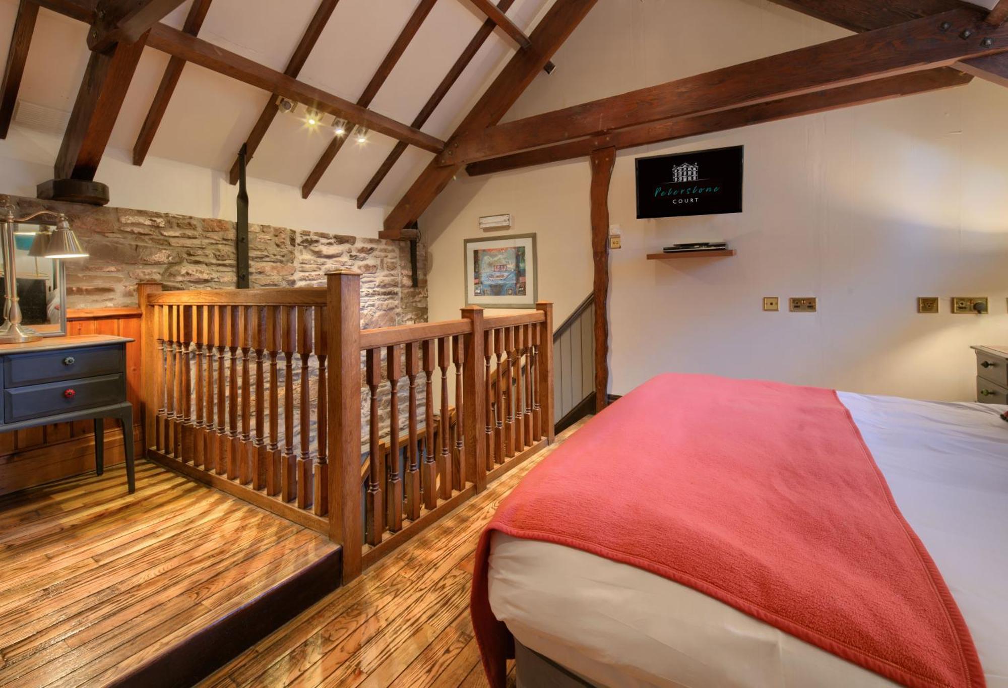 Peterstone Court Country House Restaurant & Spa Брекън Екстериор снимка