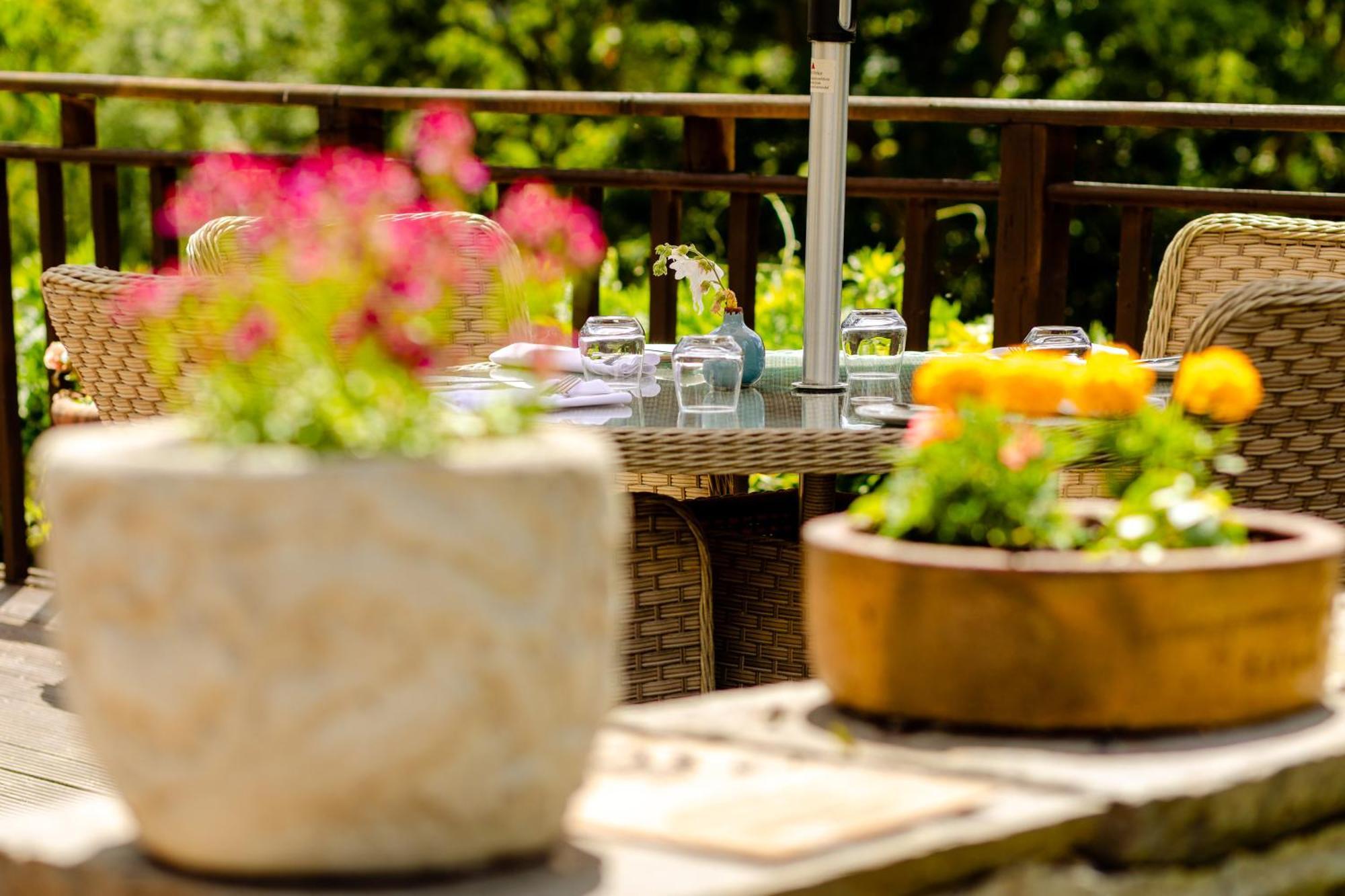 Peterstone Court Country House Restaurant & Spa Брекън Екстериор снимка