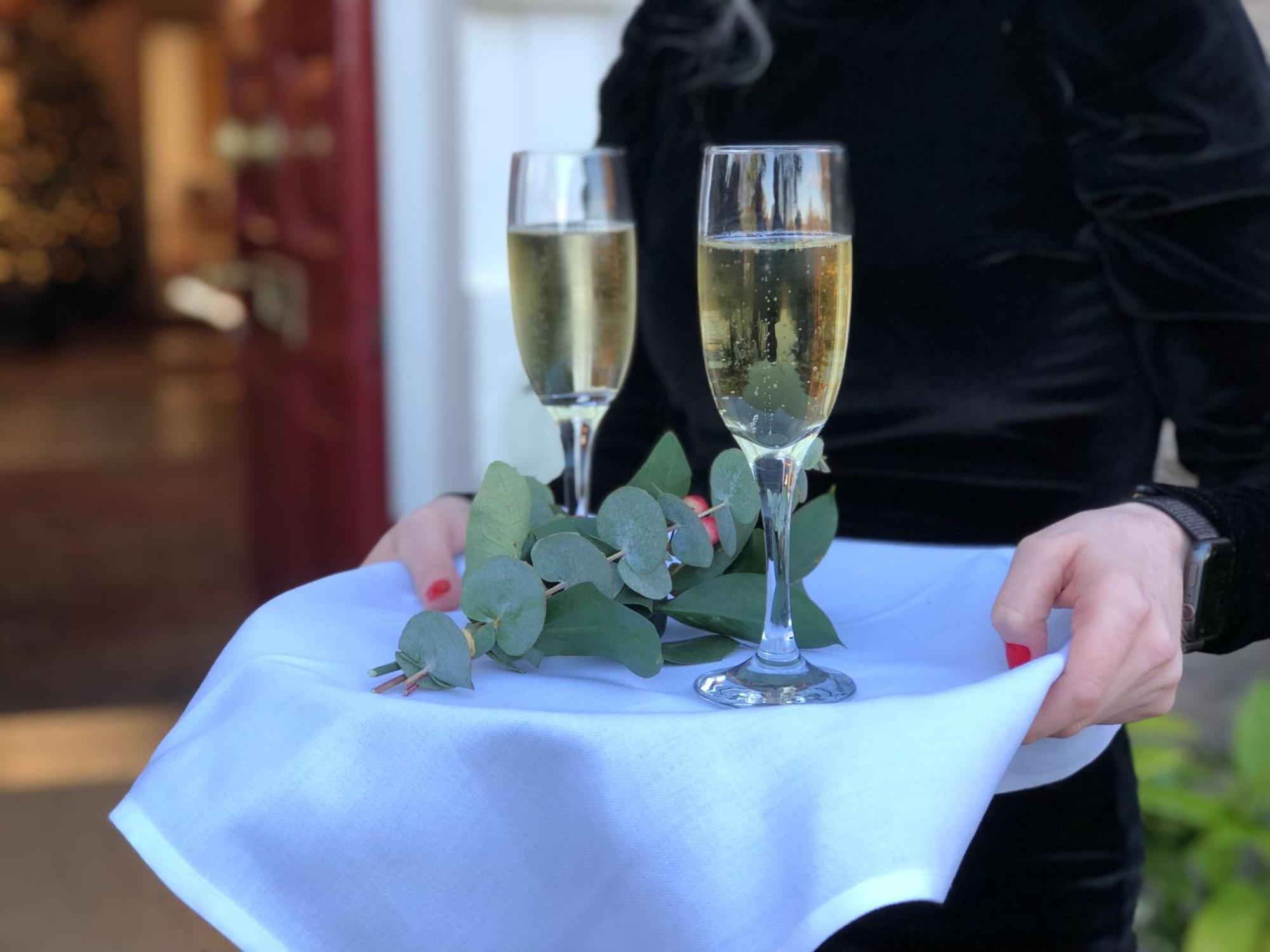 Peterstone Court Country House Restaurant & Spa Брекън Екстериор снимка