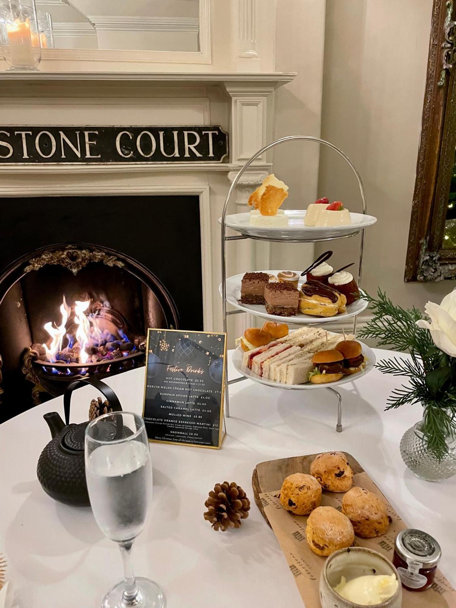 Peterstone Court Country House Restaurant & Spa Брекън Екстериор снимка