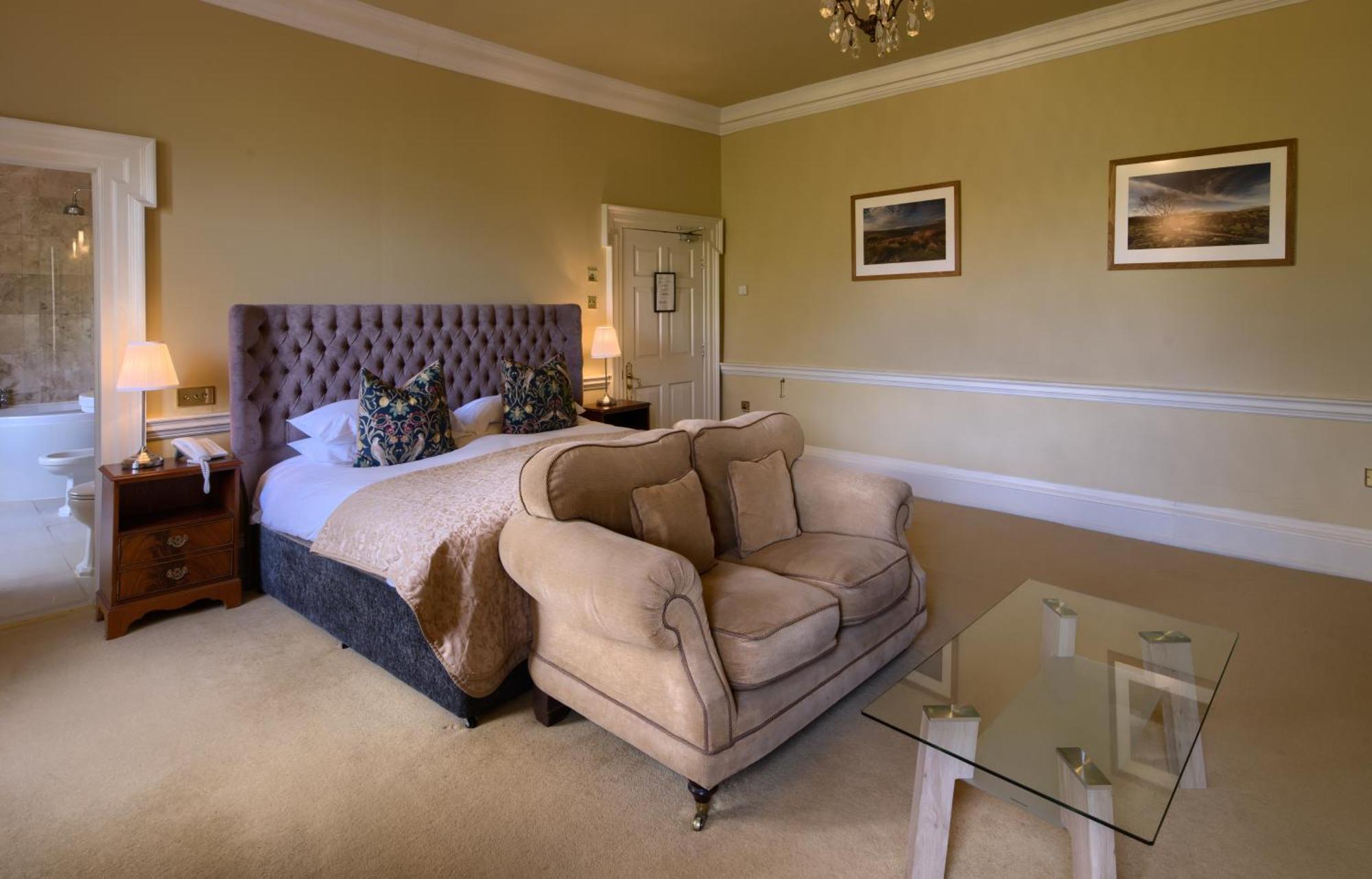 Peterstone Court Country House Restaurant & Spa Брекън Екстериор снимка