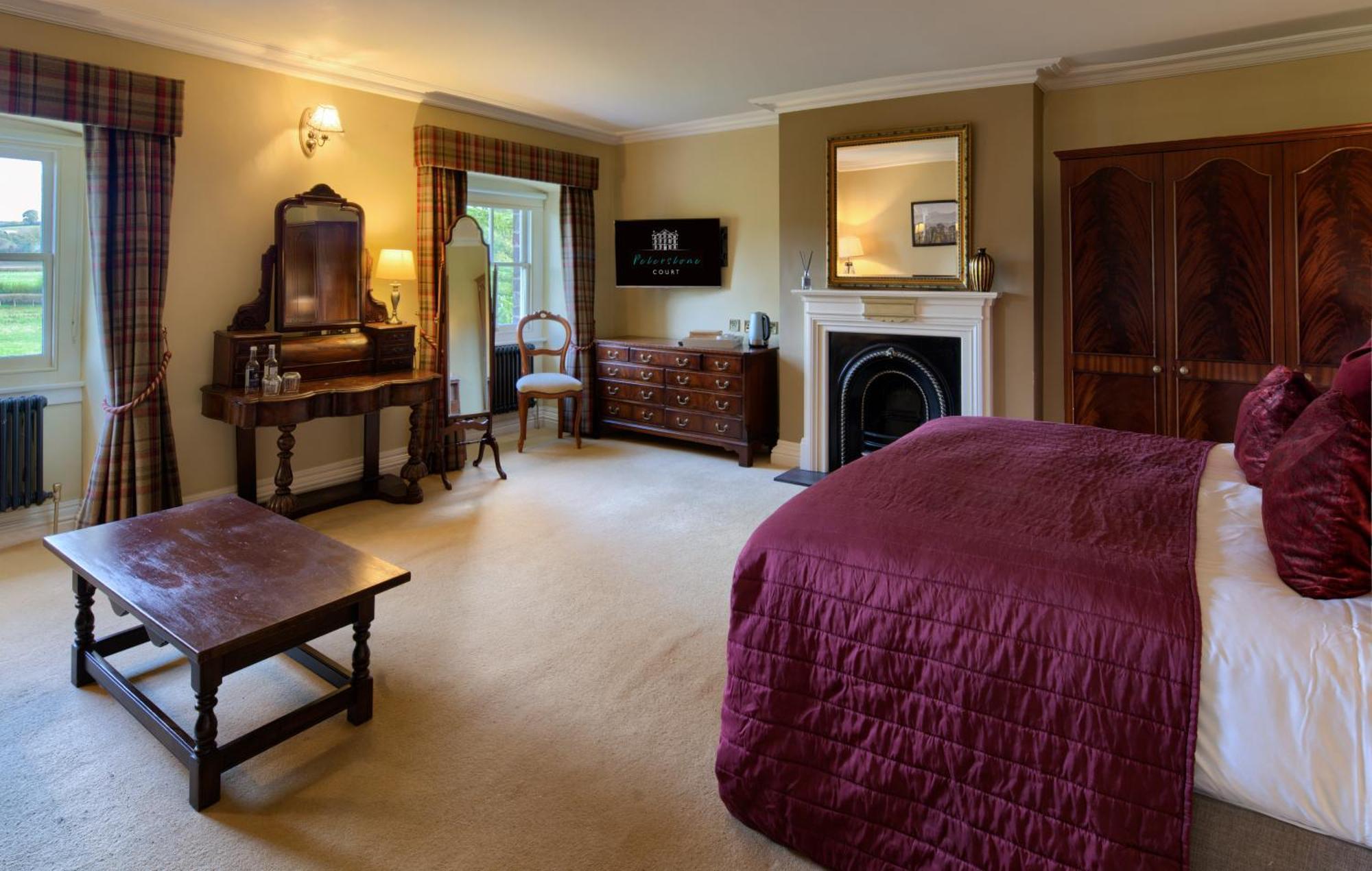 Peterstone Court Country House Restaurant & Spa Брекън Екстериор снимка